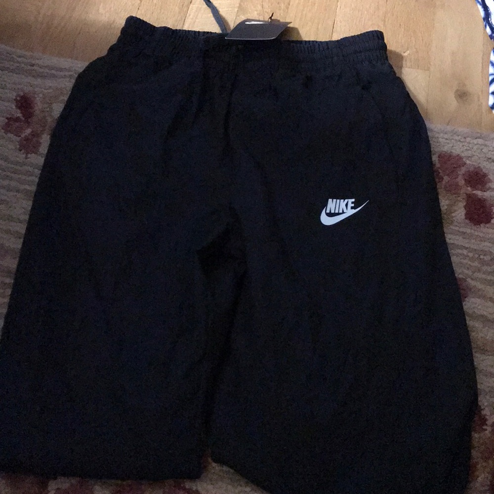 Boy’s NWT Nike Pants